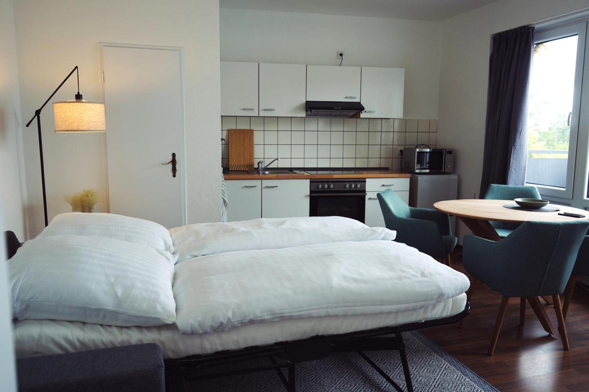 Unique - - Balkon - Kueche Apartment